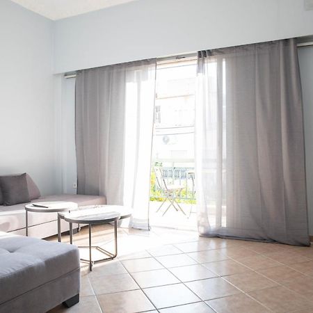 Nikea Apartment Near Piraeus Port And Metro St II Bagian luar foto