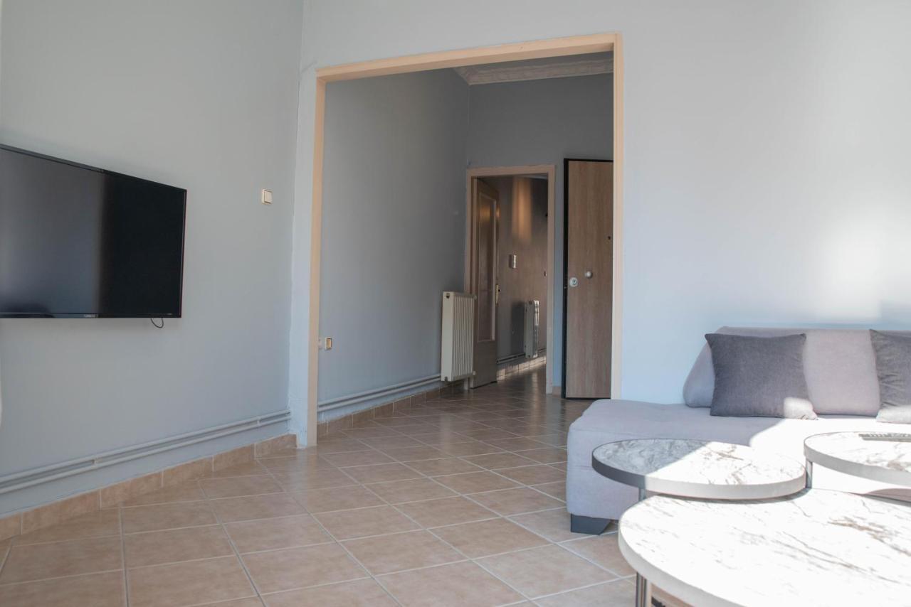 Nikea Apartment Near Piraeus Port And Metro St II Bagian luar foto