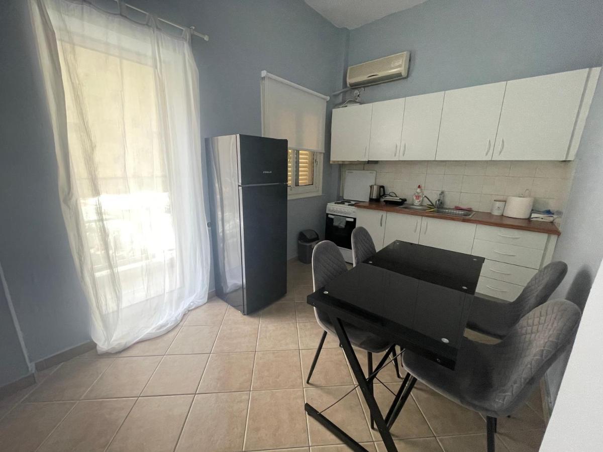 Nikea Apartment Near Piraeus Port And Metro St II Bagian luar foto