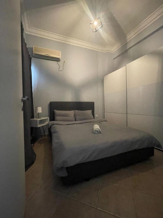 Nikea Apartment Near Piraeus Port And Metro St II Bagian luar foto